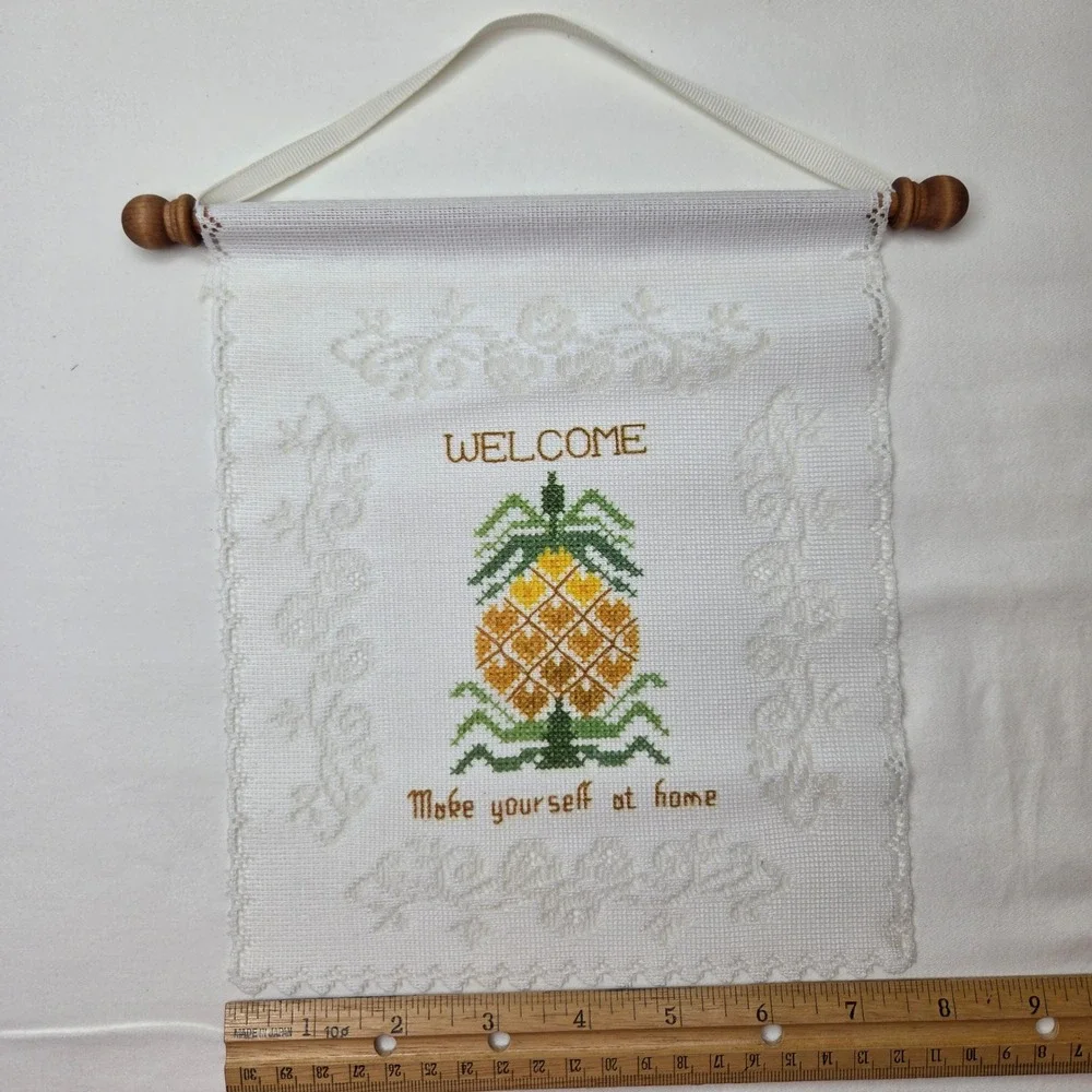 Vintage Pineapple Welcome Cross Stitch Wall Hanging Banner Wood Dowel 8x8.5